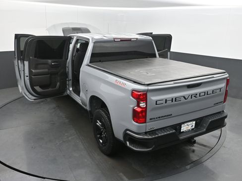 Used 2024 Chevrolet Silverado 1500 Custom Trail Boss w/ LPO, Dark Essentials Package AWD/4WD image 45