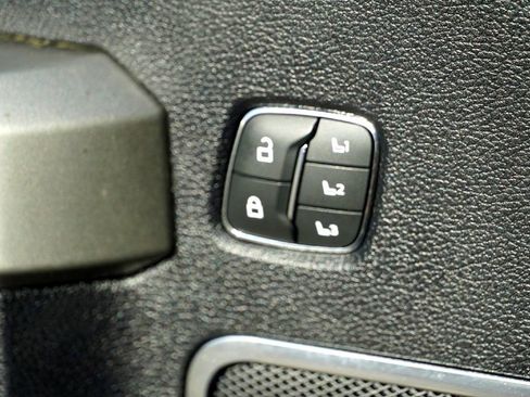 Used 2020 Ford F350 Lariat w/ Lariat Ultimate Package image 25