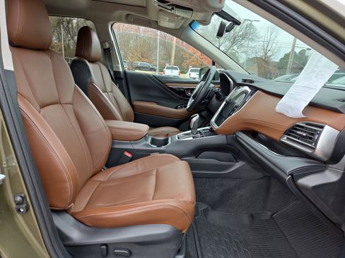 Used 2021 Subaru Outback Touring w/ Popular Package #2 image 16