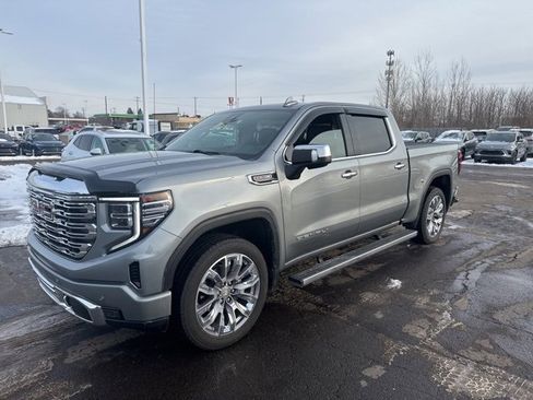 Used 2024 GMC Sierra 1500 Denali w/ Denali Reserve Package image 3