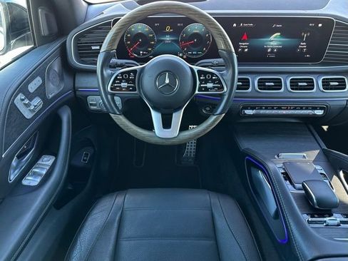 Used 2021 Mercedes-Benz GLS 580 4MATIC image 11