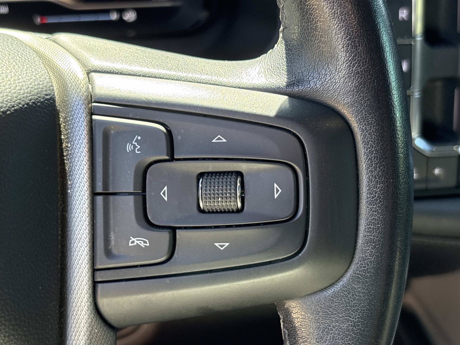 Used 2022 GMC Yukon Denali AWD/4WD image 23