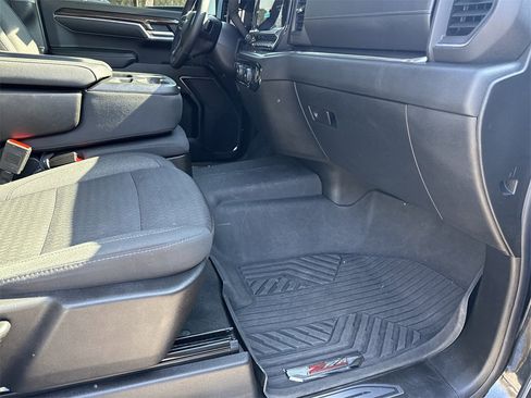 Used 2024 Chevrolet Silverado 1500 LT image 13