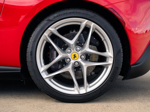 Used 2021 Ferrari Roma image 75