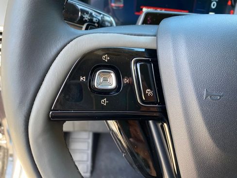 New 2026 Lincoln Corsair Reserve image 24