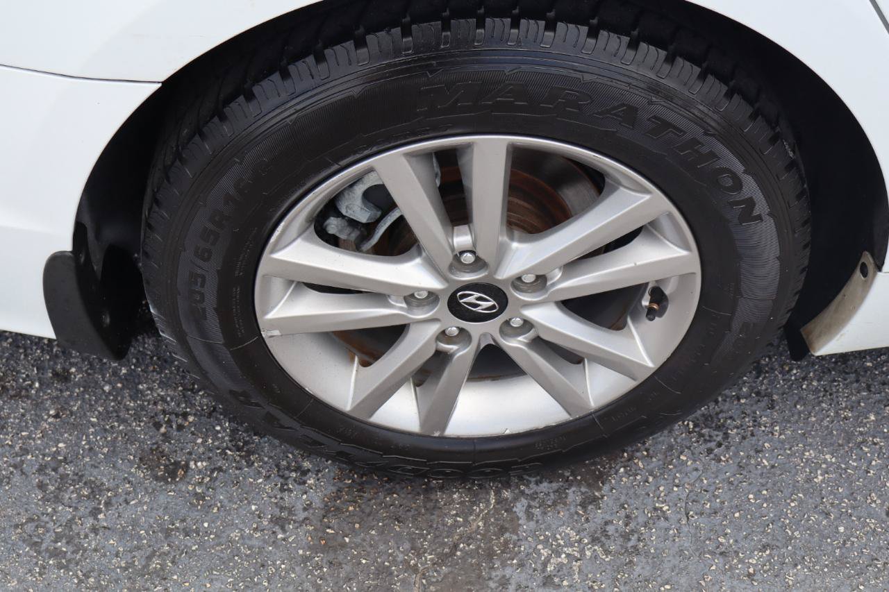 Used 2016 Hyundai Sonata SE FWD image 26