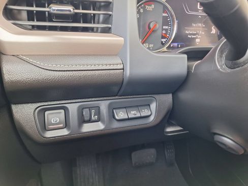 Used 2023 GMC Acadia Denali w/ Denali Ultimate Package FWD image 27