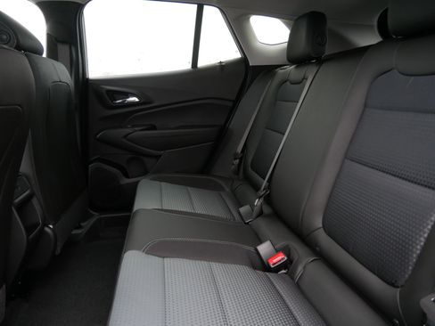 New 2026 Chevrolet Trax LT w/ Driver Confidence Package image 5