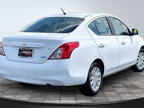 Used 2012 Nissan Versa SV w/ Convenience Pkg FWD image 15