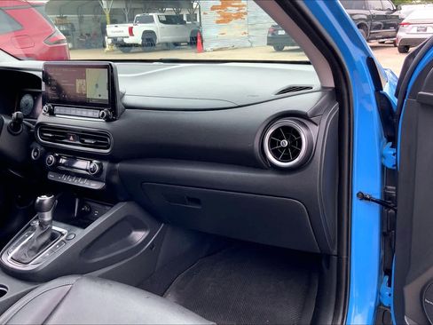Used 2022 Hyundai Kona Limited FWD image 19