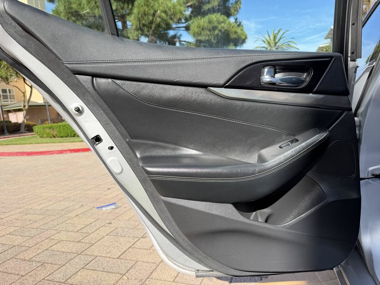 Used 2022 Nissan Maxima SV w/ Floor Mat Group FWD image 34