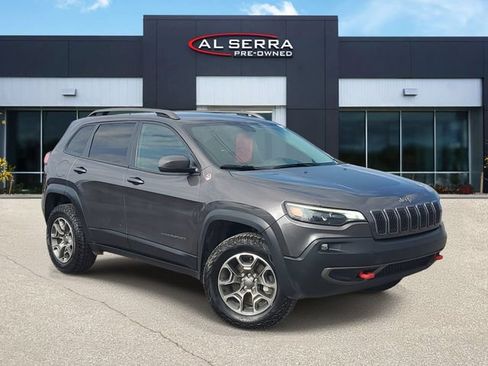 Used 2020 Jeep Cherokee Trailhawk w/ Cold Weather Group AWD/4WD image 1