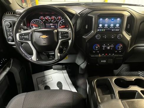 Used 2021 Chevrolet Silverado 1500 LT w/ Fleet Comfort Package image 17