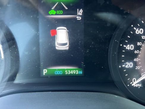 Used 2024 Toyota Sienna XLE image 14