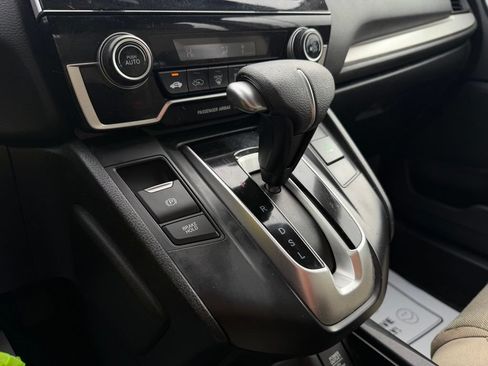 Used 2018 Honda CR-V LX image 21
