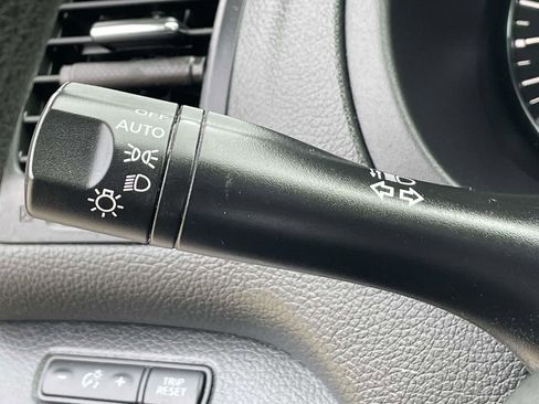 Used 2018 Nissan Altima 2.5 S w/ S Convenience Package image 23