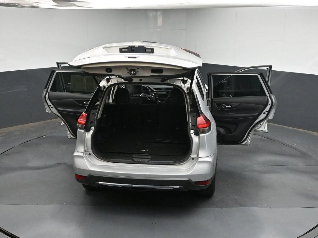 Used 2018 Nissan Rogue SL FWD image 42