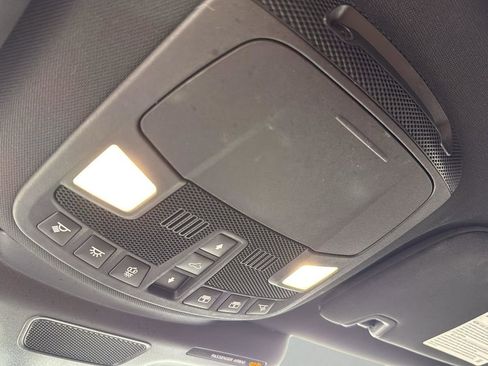 Used 2023 Lincoln Nautilus Reserve image 23