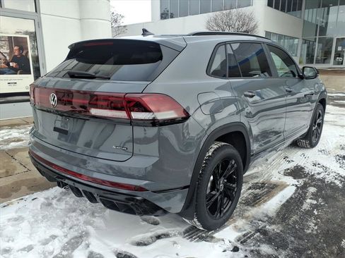 New 2026 Volkswagen Atlas Cross Sport SEL R-Line AWD/4WD image 7