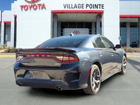 Used 2019 Dodge Charger GT image 4