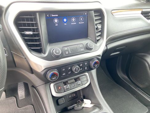 Used 2022 GMC Acadia SLE w/ Elevation Edition FWD image 38