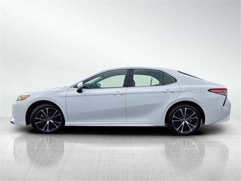 Used 2019 Toyota Camry SE image 7