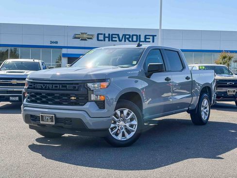 Used 2025 Chevrolet Silverado 1500 Custom RWD image 1
