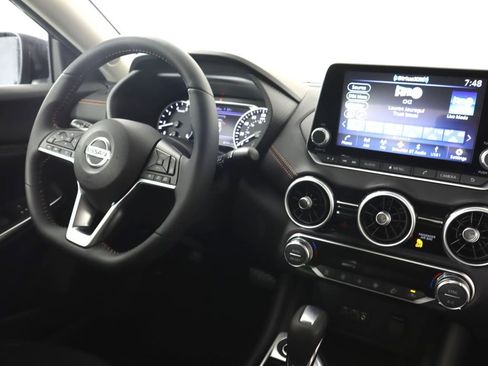 Used 2023 Nissan Sentra SR w/ Trunk Package image 27