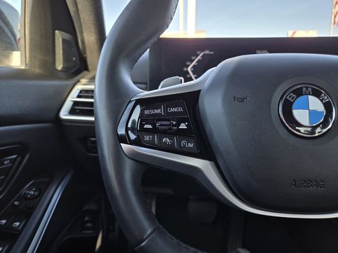 Used 2025 BMW 330i Sedan image 37