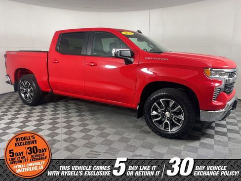 Certified 2022 Chevrolet Silverado 1500 LT image 2