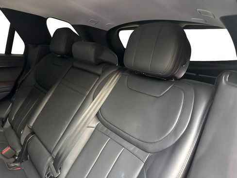 Used 2023 Land Rover Range Rover Sport SE AWD/4WD image 33