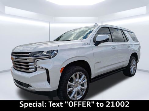 Used 2021 Chevrolet Tahoe High Country w/ Premium Package AWD/4WD image 8