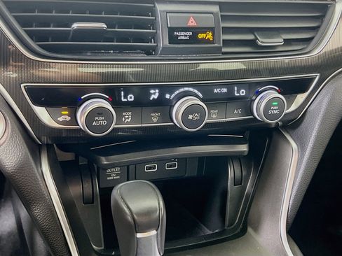 Used 2022 Honda Accord Sport image 15