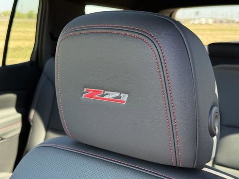 Used 2026 Chevrolet Traverse LT image 22