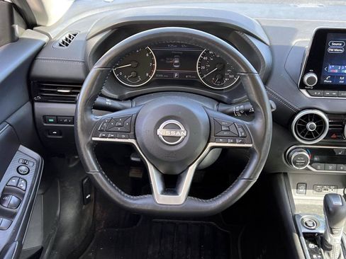 Used 2025 Nissan Sentra SV w/ All-Weather Package FWD image 12