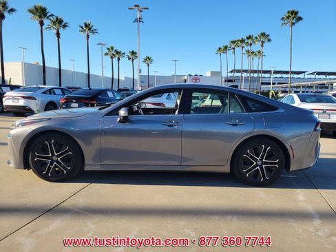 Certified 2021 Toyota Mirai image 7