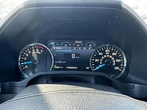 Used 2015 Ford F150 Lariat w/ Equipment Group 502A Luxury image 18