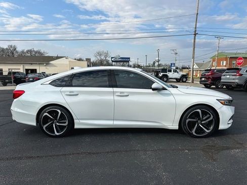 Used 2019 Honda Accord Sport image 9