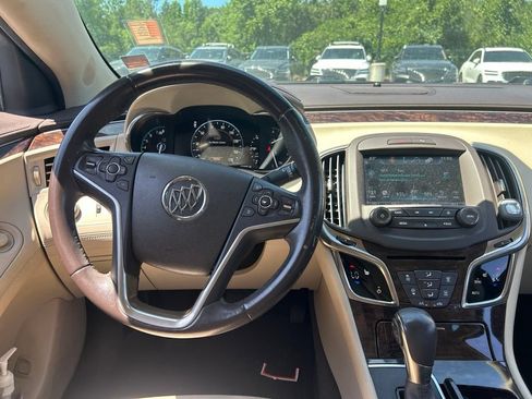 Used 2016 Buick LaCrosse Leather FWD image 8
