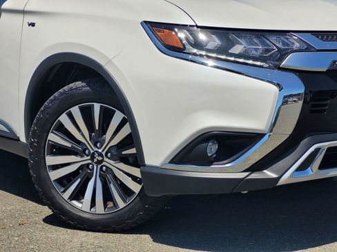 Used 2019 Mitsubishi Outlander GT AWD/4WD image 11
