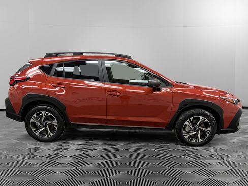 Certified 2025 Subaru Crosstrek 2.0i Premium image 6