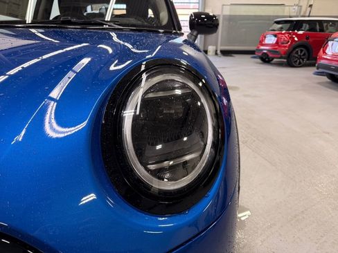 New 2026 MINI Cooper 2-Door Hardtop image 9