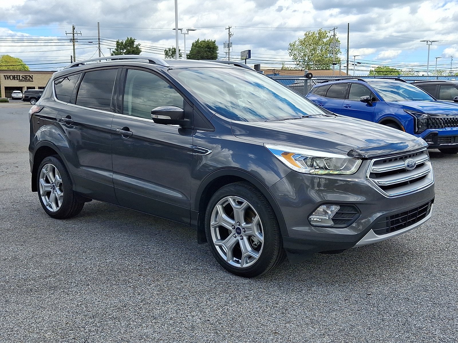 Used 2017 Ford Escape Titanium AWD/4WD image 3