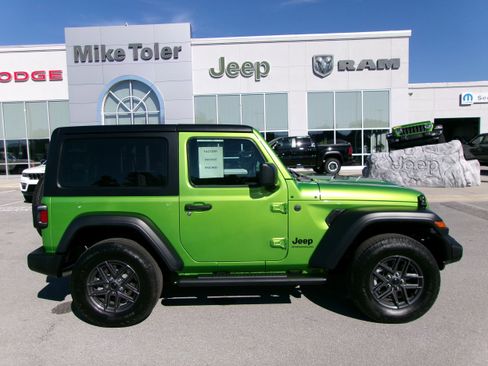 New 2026 Jeep Wrangler Sport AWD/4WD image 5