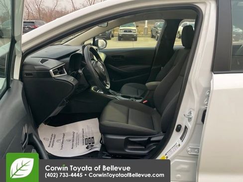 Used 2024 Toyota Corolla LE image 9