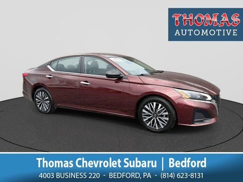 Used 2024 Nissan Altima 2.5 SV image 1