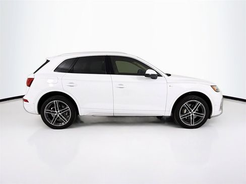Used 2021 Audi Q5 e Prestige image 8