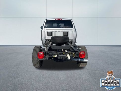 Used 2023 RAM 3500 Tradesman w/ Chrome Appearance Group AWD/4WD image 7