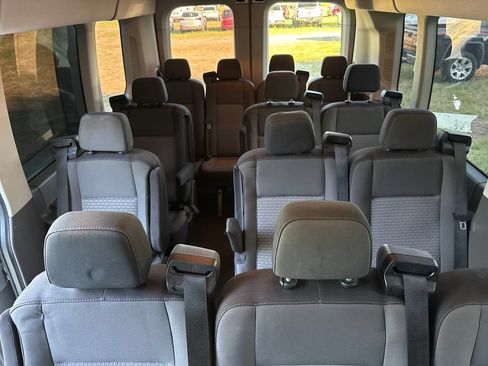 Used 2020 Ford Transit 350 XLT RWD image 11