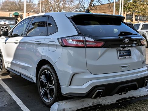 Used 2022 Ford Edge ST w/ Equipment Group 401A AWD/4WD image 6